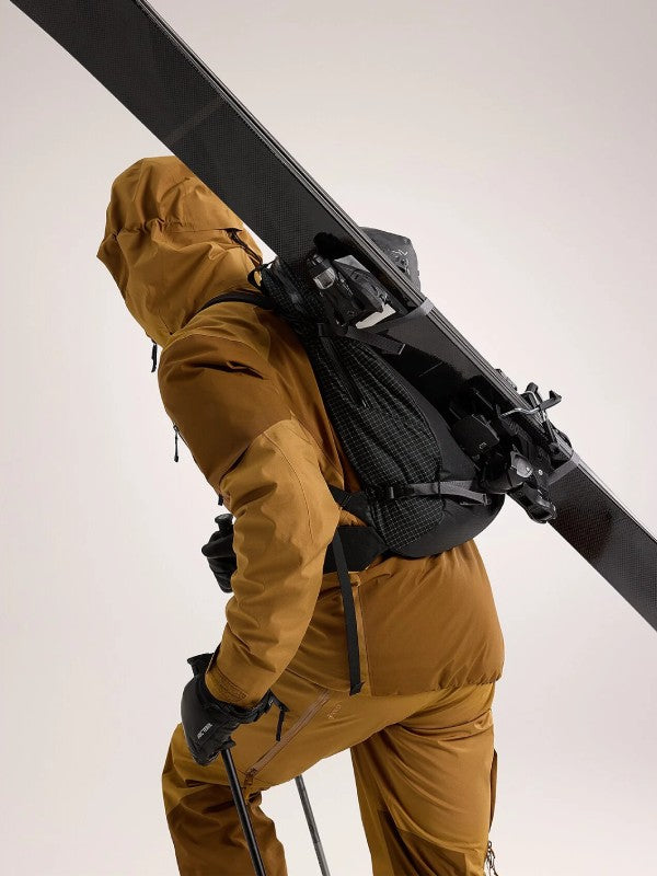 Micon 16 Backpack #Black [X00000751001]｜ARC'TERYX – moderate