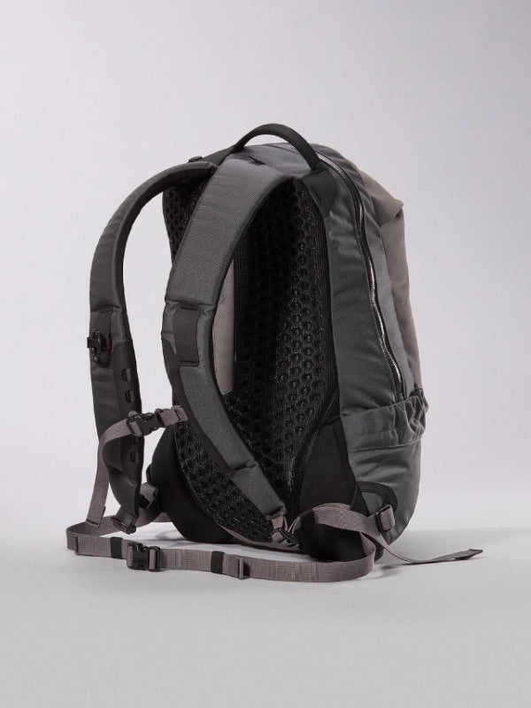 Arro 16 Backpack #Cloud [X00000796502]｜ARC'TERYX