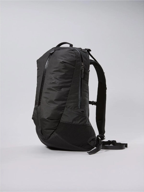 Arro 22 Backpack #Black II [X00000796901]｜ARC'TERYX – moderate